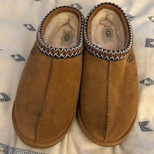 UGG Tasman Clogs Size 9